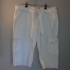 Unionbay Cargo Capri Pants Womens Size 7 White Tie Belt Cropped Belted Crop